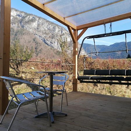 Camping Le Trejeux - Petit Chalet Thônes Exteriér fotografie