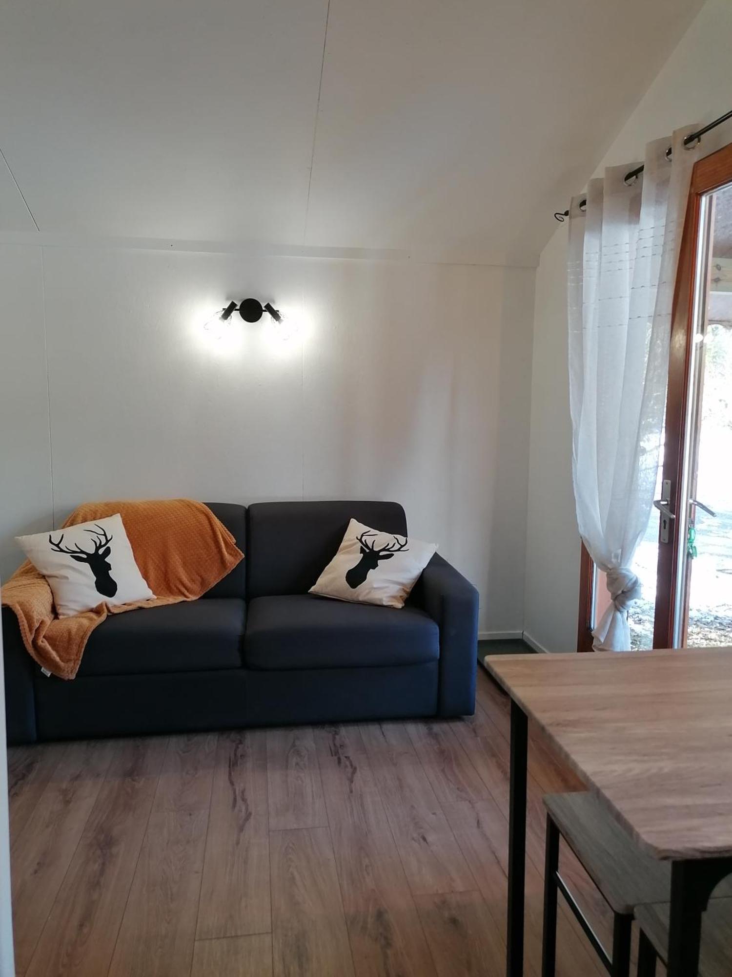 Camping Le Trejeux - Petit Chalet Thônes Exteriér fotografie